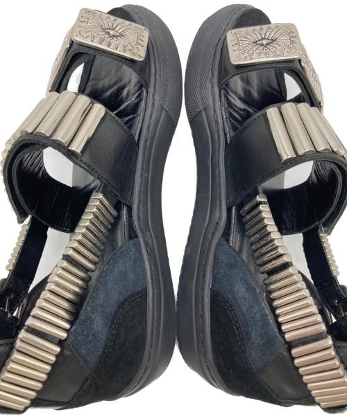 TOGA PULLA（トーガ プルラ）TOGA PULLA (トーガ プルラ) Metal Sneakers Sandal ブラック サイズ:36の古着・服飾アイテム