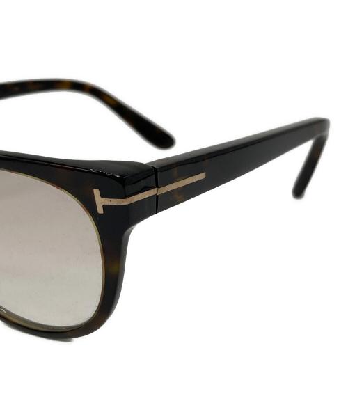 TOM FORD（トムフォード）TOM FORD (トムフォード) ウェリントンセルフレームサングラス ブラウン サイズ:51□19 140の古着・服飾アイテム