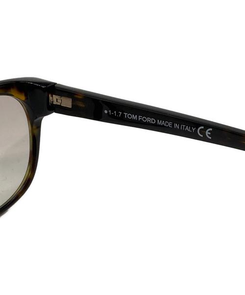 TOM FORD（トムフォード）TOM FORD (トムフォード) ウェリントンセルフレームサングラス ブラウン サイズ:51□19 140の古着・服飾アイテム