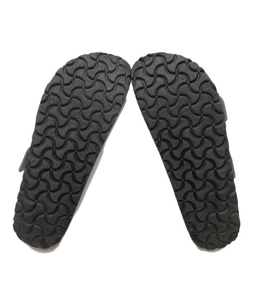 BIRKENSTOCK（ビルケンシュトック）BIRKENSTOCK (ビルケンシュトック) ARIZONA BIG BUCKLE HEX グレー サイズ:24の古着・服飾アイテム