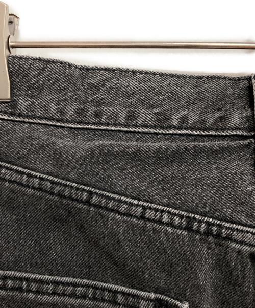 LEVI'S（リーバイス）LEVI'S (リーバイス) STAY LOOSEデニムパンツ ブラック サイズ: W28の古着・服飾アイテム