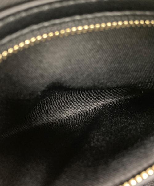 RANDA（ランダ）RANDA (ランダ) 2WAY スカーフ付きエンボスロゴボストンバッグ ブラックの古着・服飾アイテム