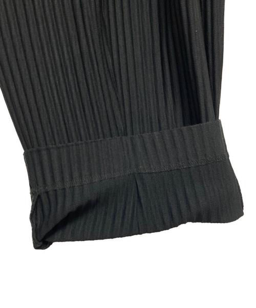 HOMME PLISSE ISSEY MIYAKE（オム プリッセ イッセイ ミヤケ）HOMME PLISSE ISSEY MIYAKE (オム プリッセ イッセイ ミヤケ) プリーツパンツ ブラック サイズ:2の古着・服飾アイテム