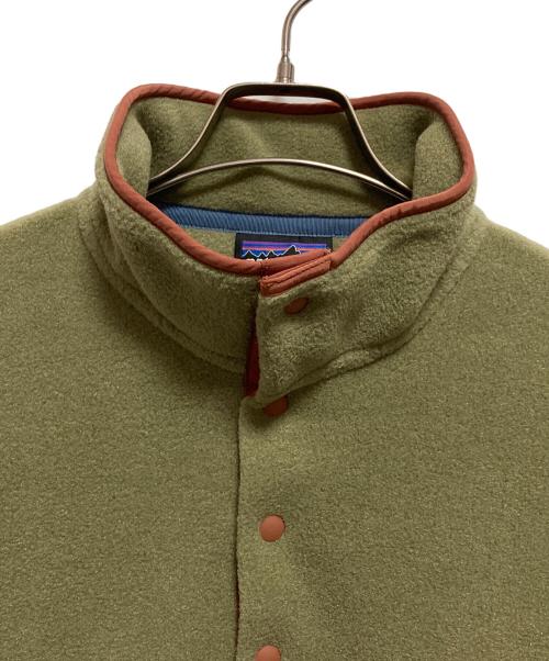 Patagonia（パタゴニア）Patagonia (パタゴニア) ライトウェイト シンチラ スナップT プルオーバー カーキ×グレー サイズ:Sの古着・服飾アイテム