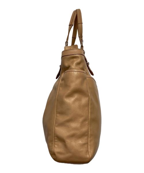 COACH（コーチ）COACH (コーチ) バッグ ベージュの古着・服飾アイテム