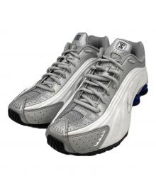 NIKE（ナイキ）の古着「Shox R4」｜ホワイト×シルバー