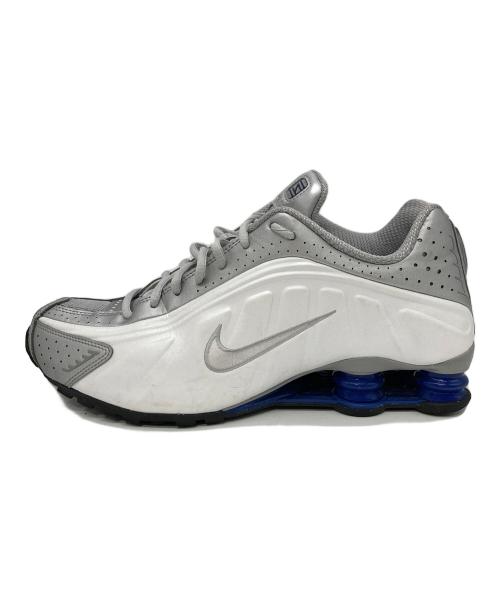 NIKE（ナイキ）NIKE (ナイキ) Shox R4 ホワイト×シルバー サイズ:27.5の古着・服飾アイテム