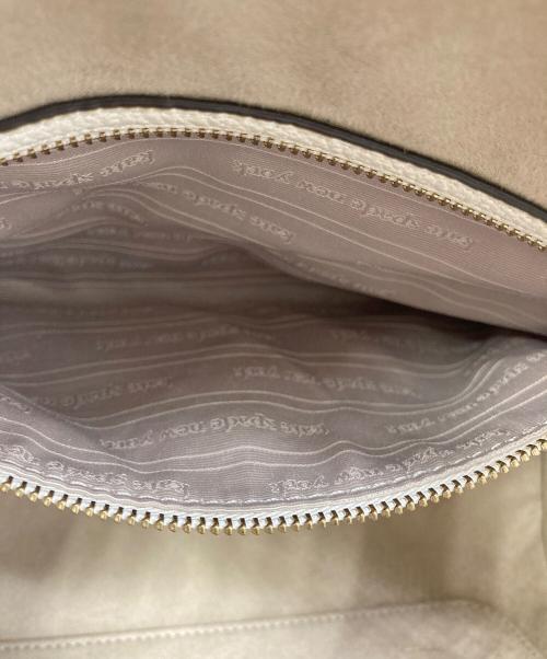 Kate Spade（ケイトスペード）Kate Spade (ケイトスペード) ノット ミディアム ショルダーバッグ ホワイトの古着・服飾アイテム