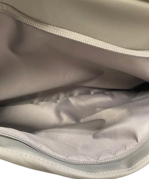LULULEMON（ルルレモン）LULULEMON (ルルレモン) City Essentials ダッフルバッグ 28L カーキの古着・服飾アイテム