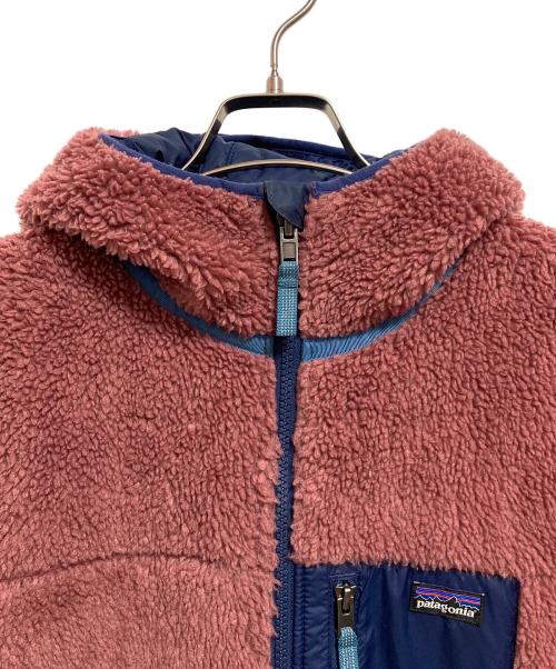 Patagonia（パタゴニア）Patagonia (パタゴニア) キッズ・リバーシブル・レディ・フレディ・フーディ ピンク サイズ:不明の古着・服飾アイテム