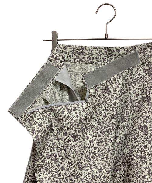 STUNNING LURE（スタニングルアー）STUNNING LURE (スタニングルアー) 25SS バティックプリントスカート グリーン 未使用品の古着・服飾アイテム