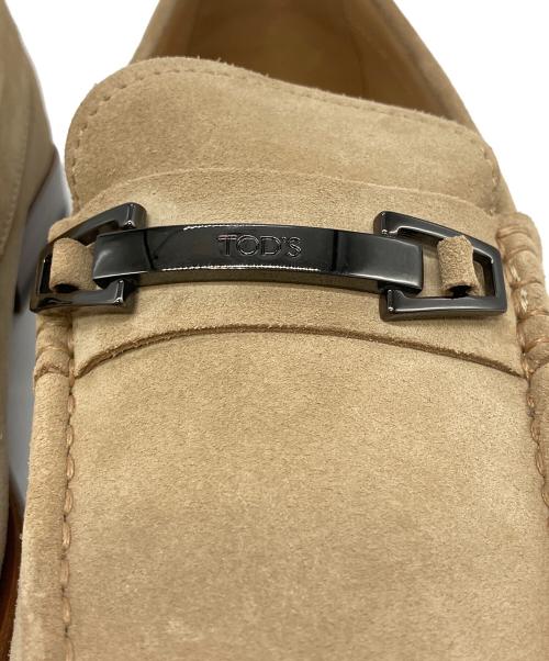 TOD'S（トッズ）TOD'S (トッズ) スエードビットローファー ベージュ サイズ:6Aの古着・服飾アイテム