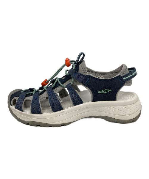 KEEN（キーン）KEEN (キーン) ASTORIA WEST SANDAL ホワイト×グレー サイズ:24の古着・服飾アイテム