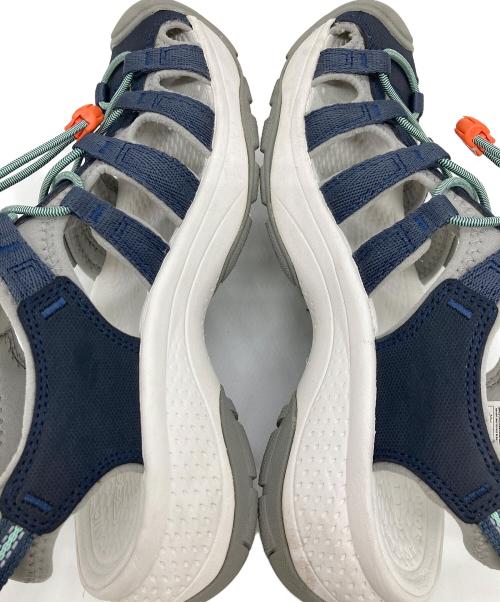 KEEN（キーン）KEEN (キーン) ASTORIA WEST SANDAL ホワイト×グレー サイズ:24の古着・服飾アイテム