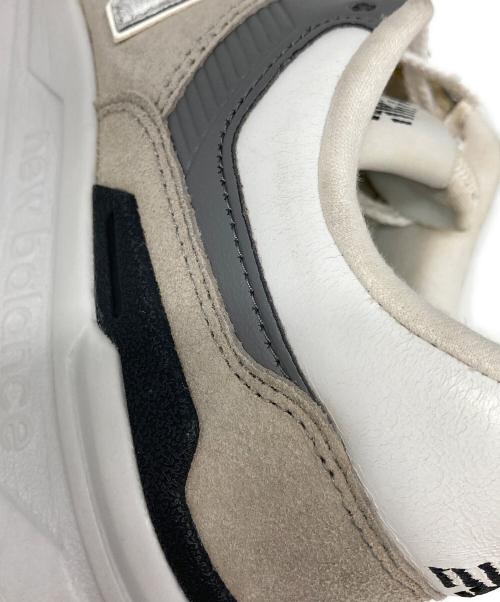 NEW BALANCE（ニューバランス）NEW BALANCE (ニューバランス) 別注ローカットスニーカー ベージュ サイズ:26の古着・服飾アイテム
