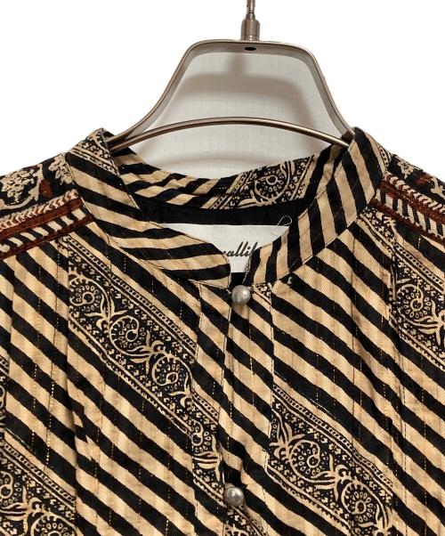 sara mallika（サラマリカ）sara mallika (サラマリカ) COTTON STRIPE ETHNIC PRINT ワンピース ベージュ×ブラック サイズ:Mの古着・服飾アイテム