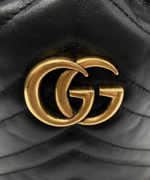GUCCI（グッチ）GUCCI (グッチ) GGマーモント スモールバケットバッグ ブラックの古着・服飾アイテム