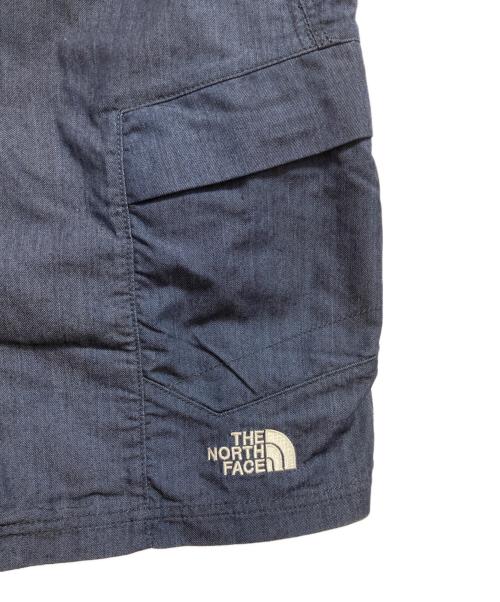 THE NORTH FACE（ザ ノース フェイス）THE NORTH FACE (ザ ノース フェイス) ナイロンデニムクラスファイブカーゴショーツ ネイビー サイズ:Mの古着・服飾アイテム