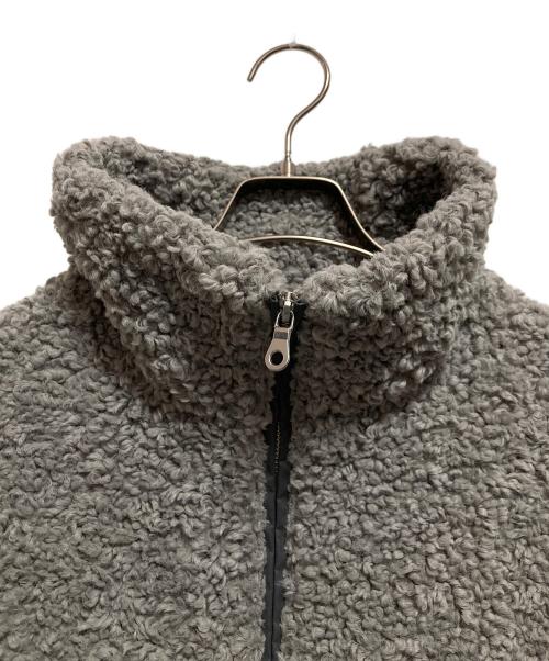 THREE DOTS（スリードッツ）THREE DOTS (スリードッツ) プードルボアポンチョ グレー サイズ:S 未使用品の古着・服飾アイテム