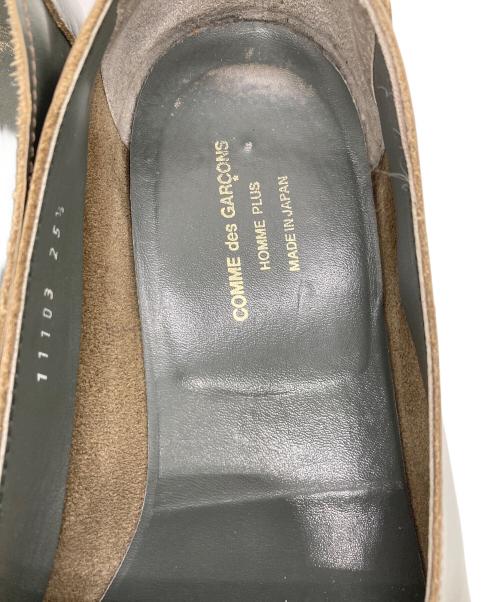 COMME des GARCONS HOMME PLUS（コムデギャルソンオムプリュス）COMME des GARCONS HOMME PLUS (コムデギャルソンオムプリュス) コインローファー グレー サイズ:25.5の古着・服飾アイテム