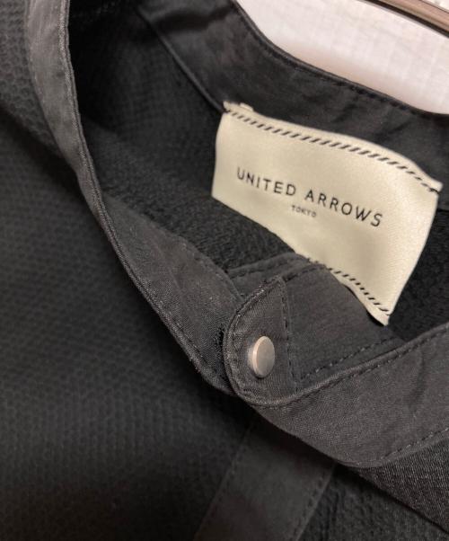 UNITED ARROWS（ユナイテッドアローズ）UNITED ARROWS (ユナイテッドアローズ) EMBOS ピンタック ショートスリーブブラウス ブラック サイズ:FREEの古着・服飾アイテム