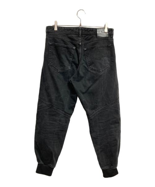 VERSACE JEANS COUTURE（ヴェルサーチ ジーンズクチュール）VERSACE JEANS COUTURE (ヴェルサーチ ジーンズクチュール) デニムジョガーパンツ ブラック サイズ:34の古着・服飾アイテム