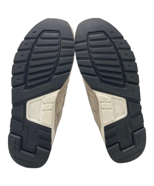 NEW BALANCE（ニューバランス）NEW BALANCE (ニューバランス) U997MGローカットスニーカー グレー×ベージュ サイズ:26cmの古着・服飾アイテム