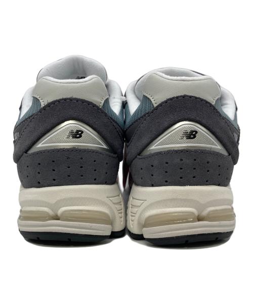 NEW BALANCE（ニューバランス）NEW BALANCE (ニューバランス) M2002RFB グレー サイズ:24.5の古着・服飾アイテム