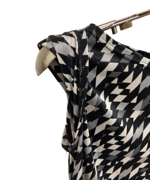 FENDI（フェンディ）FENDI (フェンディ) 総柄カットソー ブラック×ホワイト サイズ:42の古着・服飾アイテム