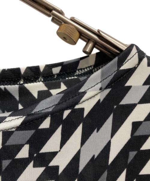 FENDI（フェンディ）FENDI (フェンディ) 総柄カットソー ブラック×ホワイト サイズ:42の古着・服飾アイテム