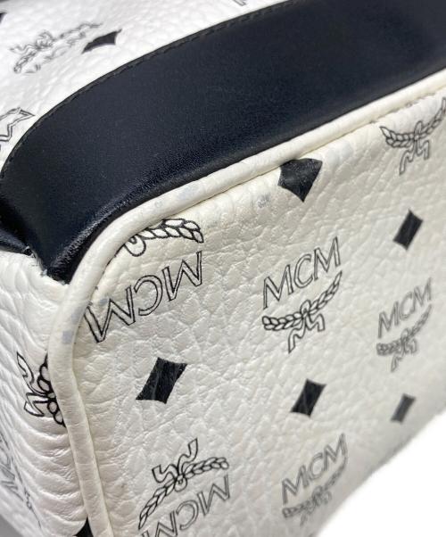 MCM（エムシーエム）MCM (エムシーエム) Stark Side Studded Visetos Small Backpack ホワイトの古着・服飾アイテム