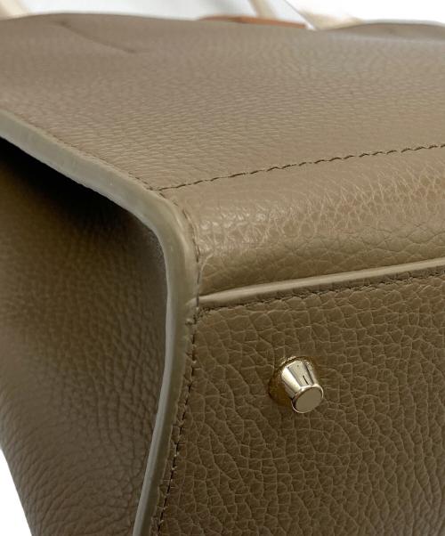 FURLA（フルラ）FURLA (フルラ) SOFIA M TOTEトートバッグ ベージュの古着・服飾アイテム