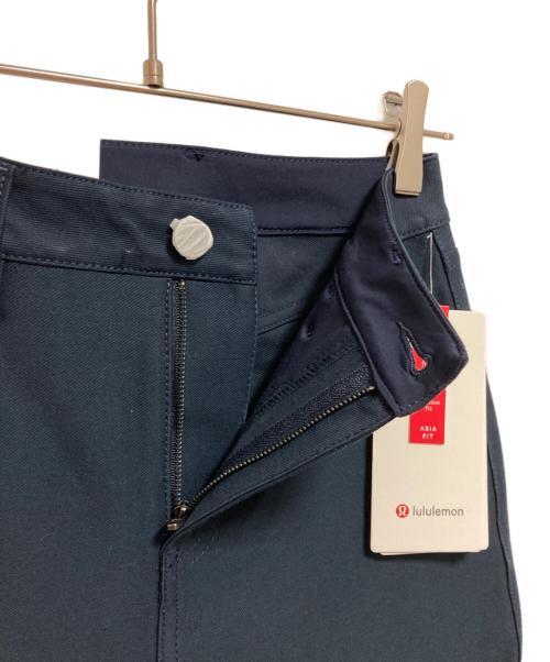 LULULEMON（ルルレモン）LULULEMON (ルルレモン) EasyFive High-Rise pant ネイビー サイズ:63.5cm (W25) 未使用品の古着・服飾アイテム