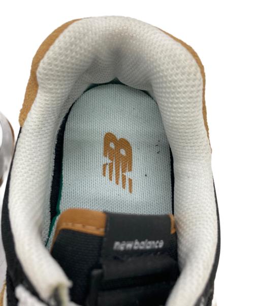 NEW BALANCE（ニューバランス）NEW BALANCE (ニューバランス) ローカットスニーカー ブラック×ベージュ サイズ:5の古着・服飾アイテム