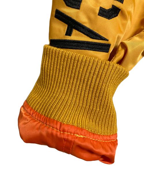 AVIREX（アヴィレックス）AVIREX (アヴィレックス) TIGER&MUSTANG MA-1 イエロー サイズ:Mの古着・服飾アイテム