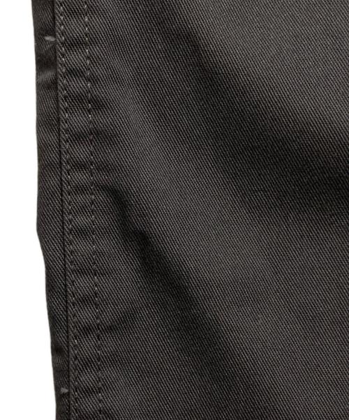 GRAMICCI（グラミチ）GRAMICCI (グラミチ) T/C TWILL SLACKS チャコールグレー サイズ:Sの古着・服飾アイテム