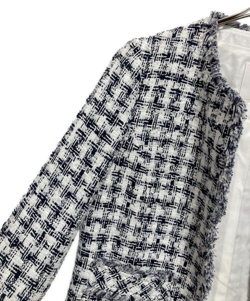 23区（ニジュウサンク）23区 (ニジュウサンク) ツイードノーカラーセットアップ ホワイト サイズ:38の古着・服飾アイテム