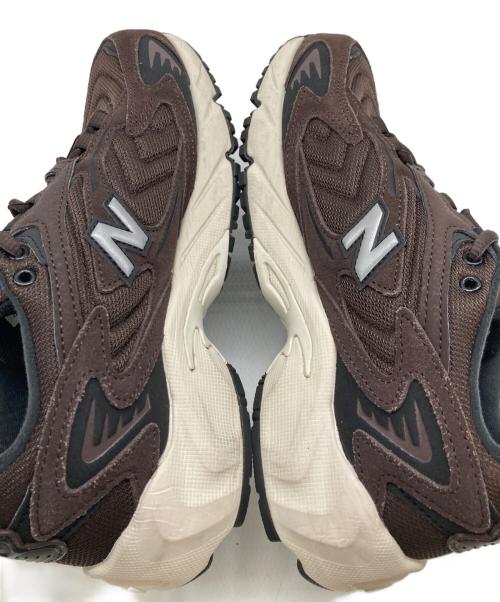 NEW BALANCE（ニューバランス）NEW BALANCE (ニューバランス) ローカットスニーカー ブラウン サイズ:US7.5の古着・服飾アイテム