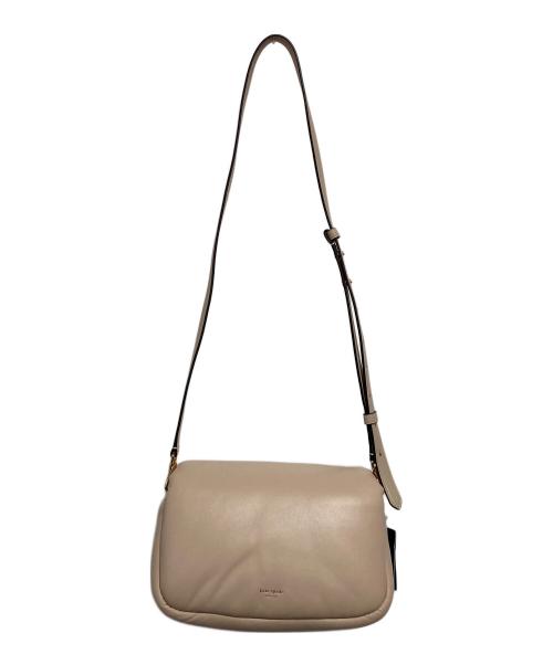 Kate Spade（ケイトスペード）Kate Spade (ケイトスペード) ダコタ パフィ レザー クロスボディ ベージュの古着・服飾アイテム