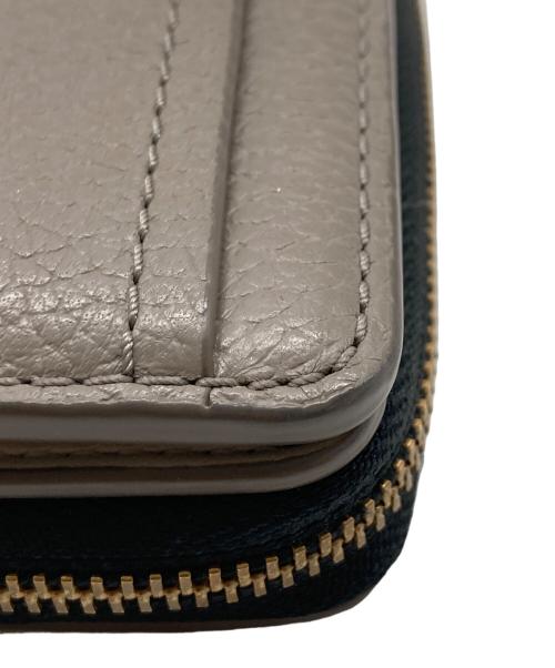 MARC JACOBS（マークジェイコブス）MARC JACOBS (マークジェイコブス) ザ レザー コンパクト ウォレット ミニ グレーの古着・服飾アイテム