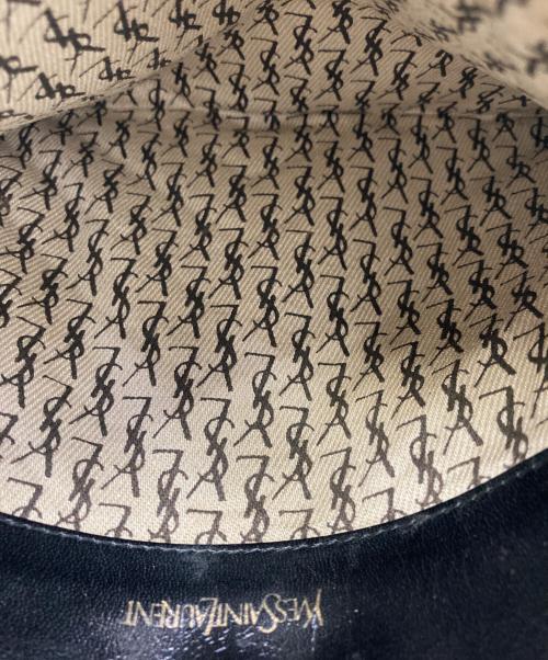 Yves Saint Laurent（イヴサンローラン）Yves Saint Laurent (イヴサンローラン) Vステッチクラッチバッグ ブラックの古着・服飾アイテム