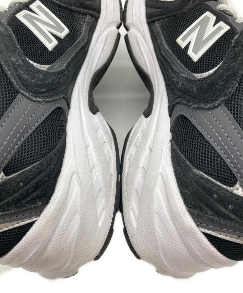 NEW BALANCE（ニューバランス）NEW BALANCE (ニューバランス) MR530CCローカットスニーカー ブラック×ホワイト サイズ:US7の古着・服飾アイテム