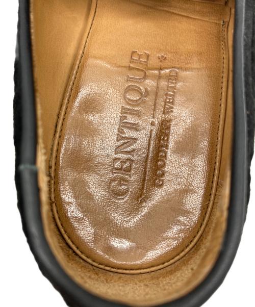 GENTIQUE（ジェンティーク）GENTIQUE (ジェンティーク) スウェードタッセルローファー ブラック サイズ:7の古着・服飾アイテム