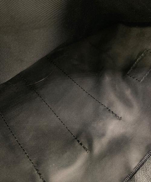 PORTER（ポーター）PORTER (ポーター) HEATメッセンジャーバッグ ブラックの古着・服飾アイテム