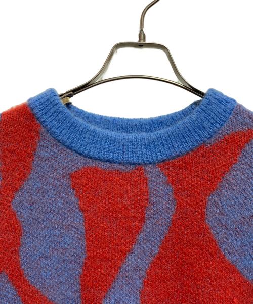 MAISON SPECIAL（メゾンスペシャル）MAISON SPECIAL (メゾンスペシャル) ジオメトリックプライムオーバーモヘヤクルーネックニット ブルー×レッド サイズ:01（M）の古着・服飾アイテム