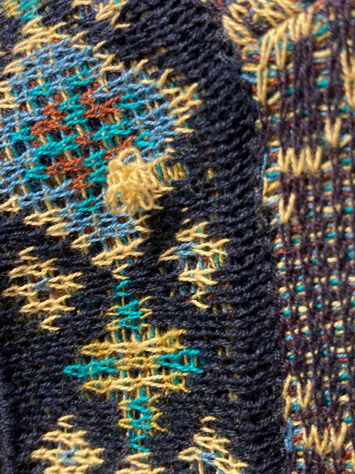 MISSONI UOMO（ミッソーニウオモ）MISSONI UOMO (ミッソーニウオモ) ニットベスト ネイビー×イエロー サイズ:38の古着・服飾アイテム