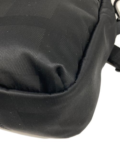 BLACK LABEL CRESTBRIDGE（ブラックレーベル クレストブリッジ）BLACK LABEL CRESTBRIDGE (ブラックレーベル クレストブリッジ) ショルダーバッグ ブラックの古着・服飾アイテム