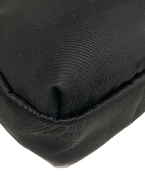 BLACK LABEL CRESTBRIDGE（ブラックレーベル クレストブリッジ）BLACK LABEL CRESTBRIDGE (ブラックレーベル クレストブリッジ) ショルダーバッグ ブラックの古着・服飾アイテム