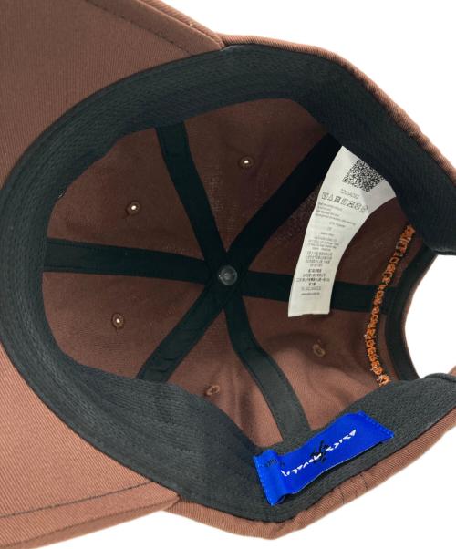 asics novalis（アシックス ノヴァリス）asics novalis (アシックス ノヴァリス) KIKO KOSTADINOV (キコ・コスタディノフ) MIRBELIOIDS CAP ブラウンの古着・服飾アイテム