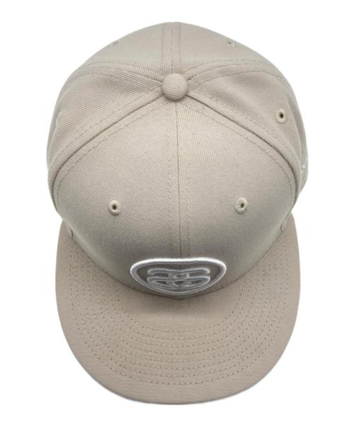 stussy（ステューシー）stussy (ステューシー) New Era (ニューエラ) キャップ ベージュ サイズ:7 5/8の古着・服飾アイテム